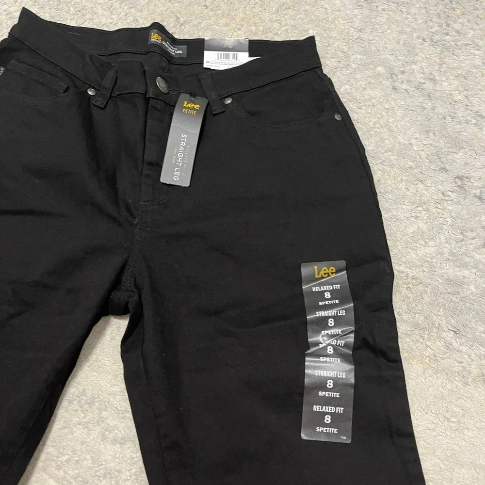 NWT Women’s Size 8 Relaxed Fit Straight Leg Mid Rise Jeans In Black - Picture 6 of 12